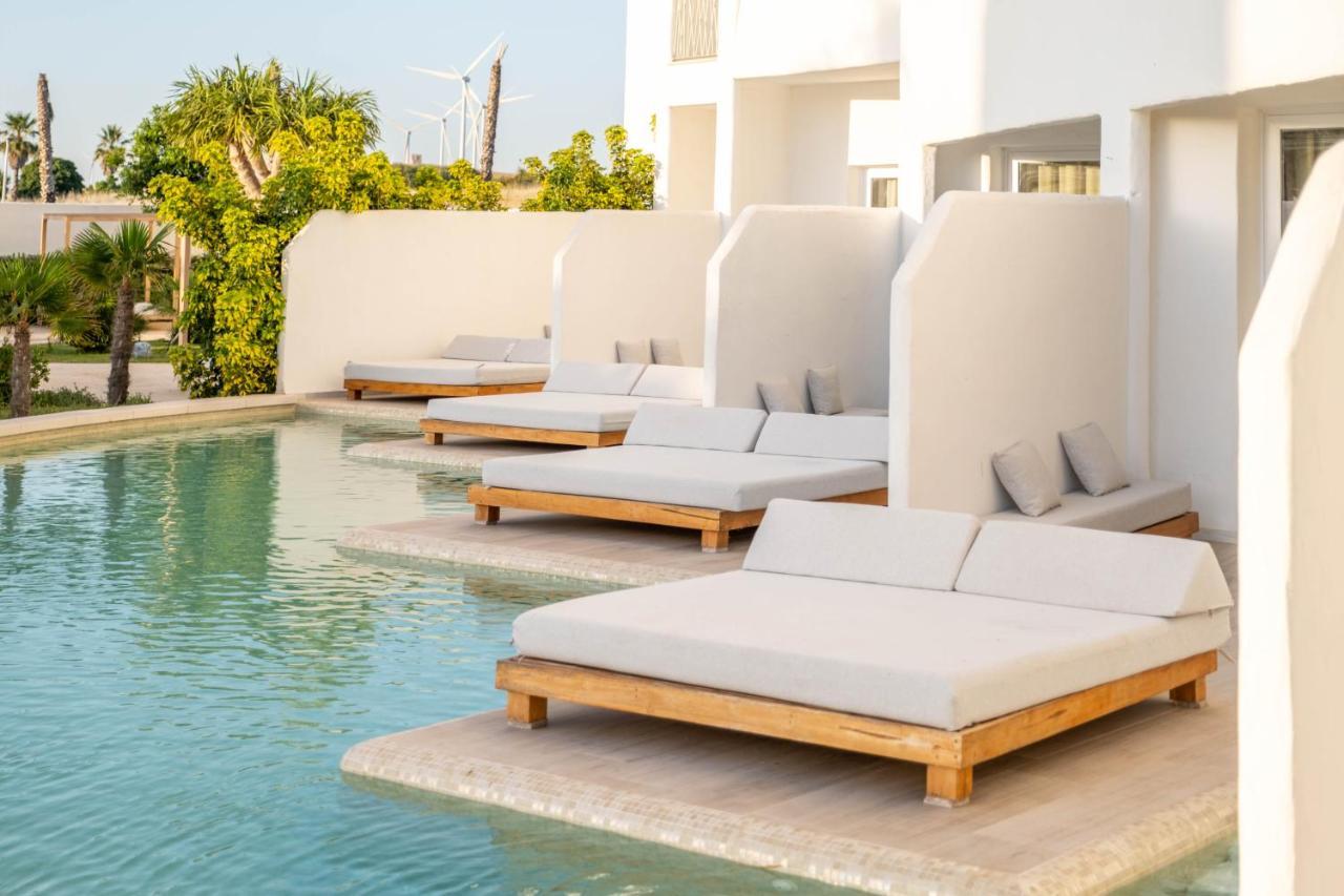 Zahara Beach & Spa By Qhotels - Adults Recommended Zahara de los Atunes Eksteriør billede The hotel's pool