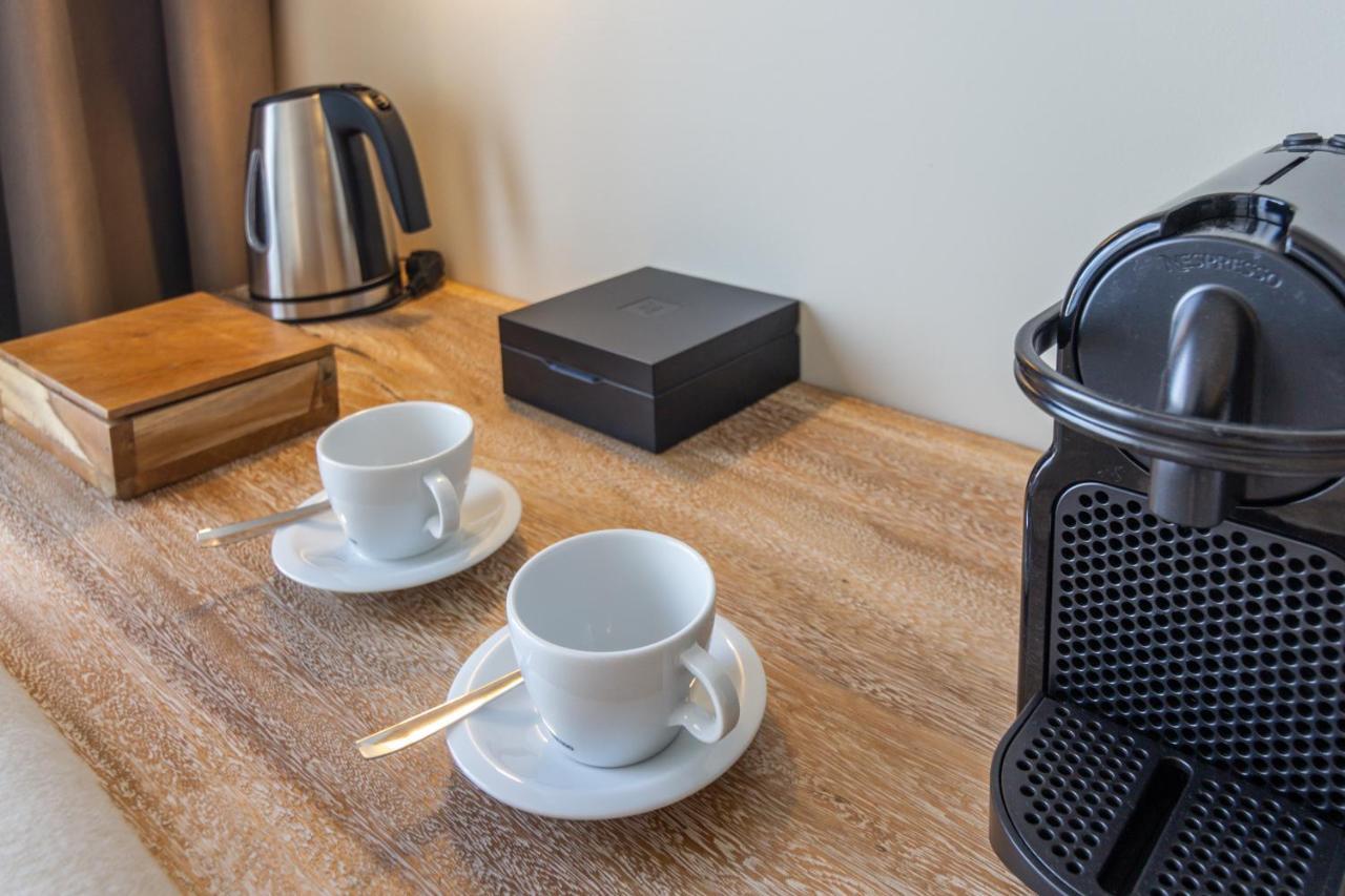 Zahara Beach & Spa By Qhotels - Adults Recommended Zahara de los Atunes Eksteriør billede A Nespresso coffee machine in a hotel room