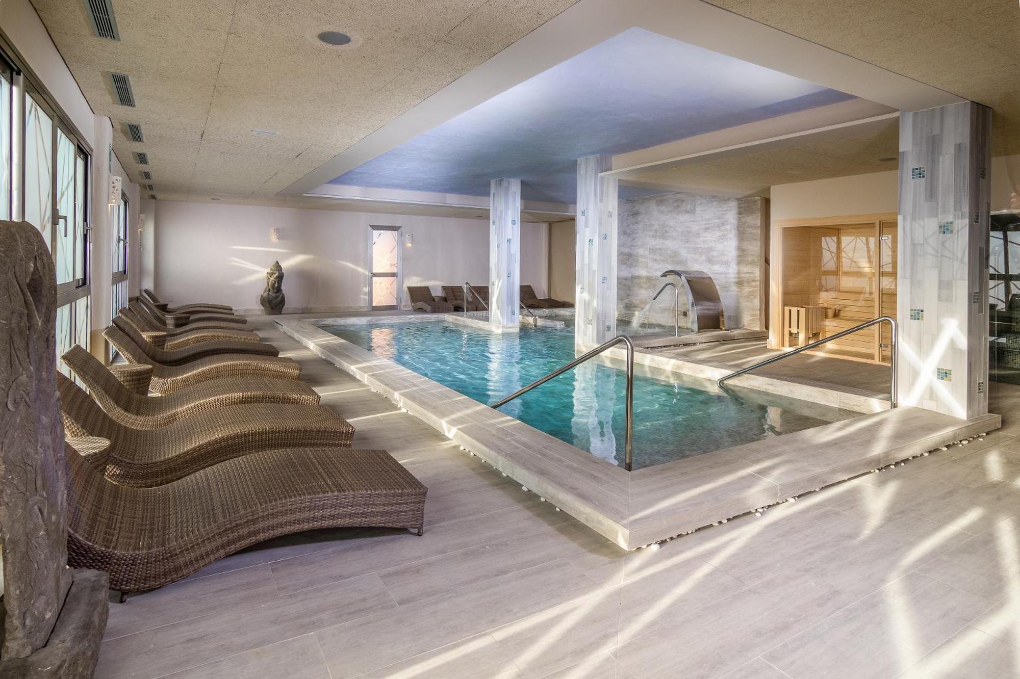 Zahara Beach & Spa By Qhotels - Adults Recommended Zahara de los Atunes Eksteriør billede The spa at the Hotel